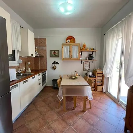 Enjoy Panoramic Sea Views In The Halkidiki Peninsula Feriehus